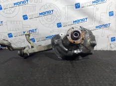 Кулак поворотный передний левый Audi A6 4F2 C6 CAJ