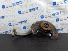 Кулак поворотный передний правый Audi A4 8K5 CDNC