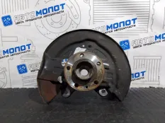 Кулак поворотный передний правый Volvo XC60 DZ47