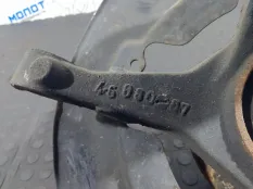 Кулак поворотный передний левый Volvo C70 B5254T3
