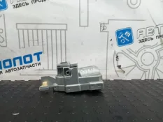 Блокиратор руля Volvo XC60 DZ47 B4204T7 2013—2017