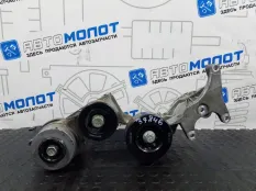 Кронштейн компрессора кондиционера Kia Sorento UM