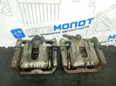 Суппорт тормозной задний Mercedes-Benz B-Class