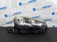 Фара правая Volkswagen Golf 5K1 CAX 2012