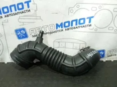 Патрубок воздушного фильтра Kia Sorento BL D4CB