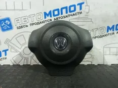 Подушка безопасности в руль Volkswagen Golf 5K1