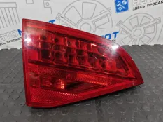 Фонарь задний внутренний левый Audi S4 8K5 CAKA