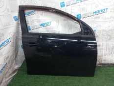 Дверь передняя правая Volkswagen Golf 5K1 CAX 2012