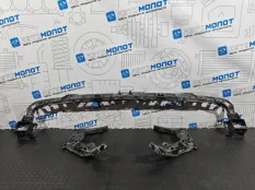 Кронштейн заднего бампера Volkswagen Golf 5K1 CAX