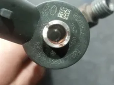 Форсунка дизельная коммон рэйл Hyundai Santa FE CM