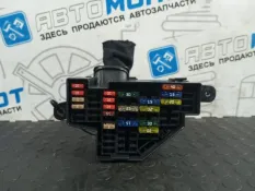 Блок предохранителей салонный Volkswagen Scirocco
