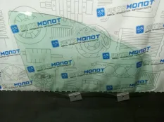 Стекло двери передней правой Volvo XC60 B4204T6