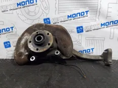 Кулак поворотный передний правый Audi A4 8K5 CDHB