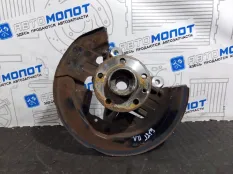 Кулак поворотный передний левый Volvo XC60 DZ47