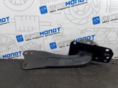 Рычаг задний правый Audi A3 8PA BVY