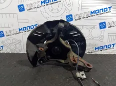 Кулак поворотный передний правый Subaru Forester