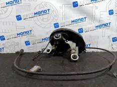 Цапфа задняя левая Nissan Teana J32 VQ25DE 2010