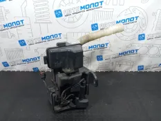 Бачок омывателя Volkswagen Tiguan 5N1 CAW 2009