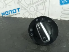 Блок включения фар Volkswagen Scirocco 137 CAW