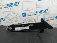 Домкрат Volkswagen Tiguan 5N1 CAW 2009