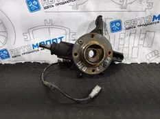 Кулак поворотный передний правый Peugeot 308 4A/C