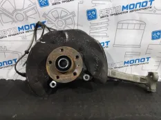 Кулак поворотный передний левый Audi S4 8K5 CAKA