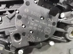 Мотор стеклоочистителя заднего стекла Volkswagen