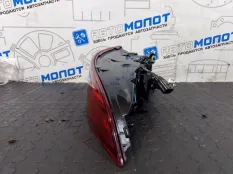 Фонарь задний правый Jaguar XE R-Dynamic X760