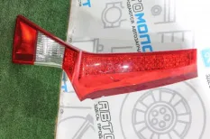 Фонарь задний внутренний правый Volvo V70 III BW