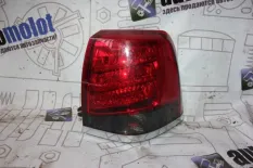 Фонарь задний правый Toyota Land Cruiser 200