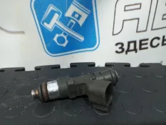 Форсунка топливная Ford Kuga B5254T3
