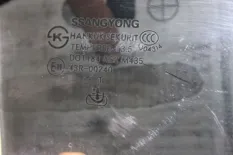 Стекло двери передней правой SsangYong New Actyon