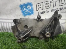 Кронштейн двигателя Hyundai Tucson JM D4EA 2008