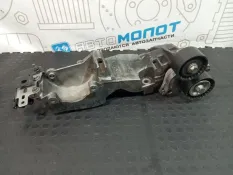 Кронштейн генератора Renault Koleos HY0 M9R