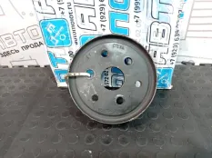 Шкив водяного насоса (помпы) Land Rover Discovery