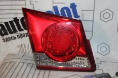Фонарь задний внутренний левый Chevrolet Cruze