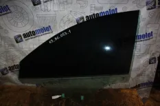 Стекло двери передней левой Chevrolet Винсторм