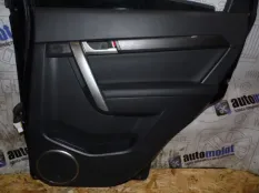 Обшивка двери задней правой Chevrolet Captiva C100