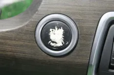 Кнопка старта BMW 5 Gran Turismo F07
