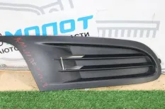 Решетка в бампер левая Volkswagen Golf VI 5K1