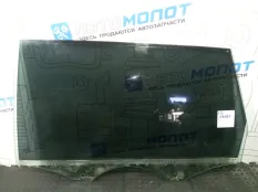 Стекло двери передней правой Audi Q7 I 4LB