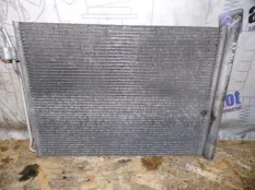 Радиатор кондиционера (конденсер) BMW X5 II X6 E70