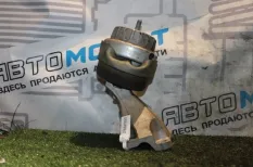 Кронштейн двигателя правый Audi A6 III 4F2 CCA