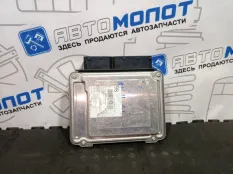 Блок управления двигателем Volkswagen Touran 1T2