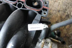Коллектор впускной Audi A6 II 4B2 AQD