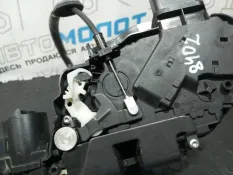 Замок двери задней левой Volvo XC60 I DZ31