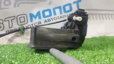 Замок двери задней левой BMW 1-Series E87