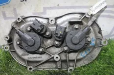 Крышка ГБЦ передняя передняя правая Mercedes-Benz