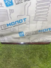 Накладка на дверь задняя правая Mercedes-Benz