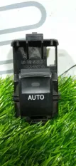 Кнопка стеклоподъемника Toyota Land Cruiser 200